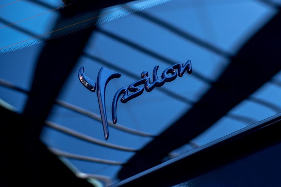 Логотип Lancia Ypsilon Unyca 2017 года  (фото 14 из 20)